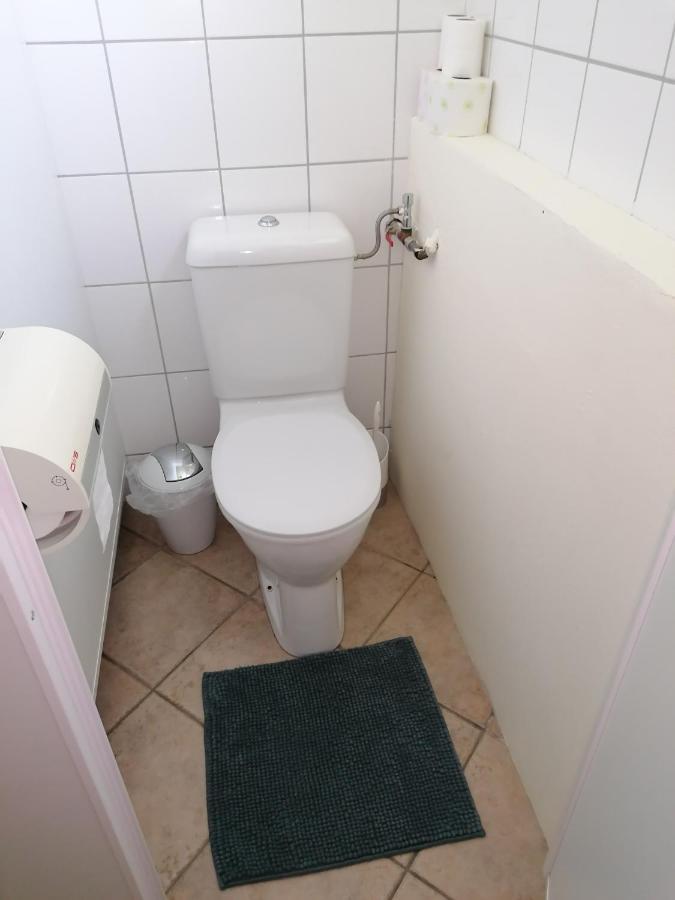 Ferienwohnung Schuhmann Mit Wintergarten Und Garten Therme Aquapulco Und Ikuna Erlebnispark, Zoo Schmiding 20 Min Mit Auto Entfernt Ab 3 Naechte Buchbar Hinzenbach Екстер'єр фото