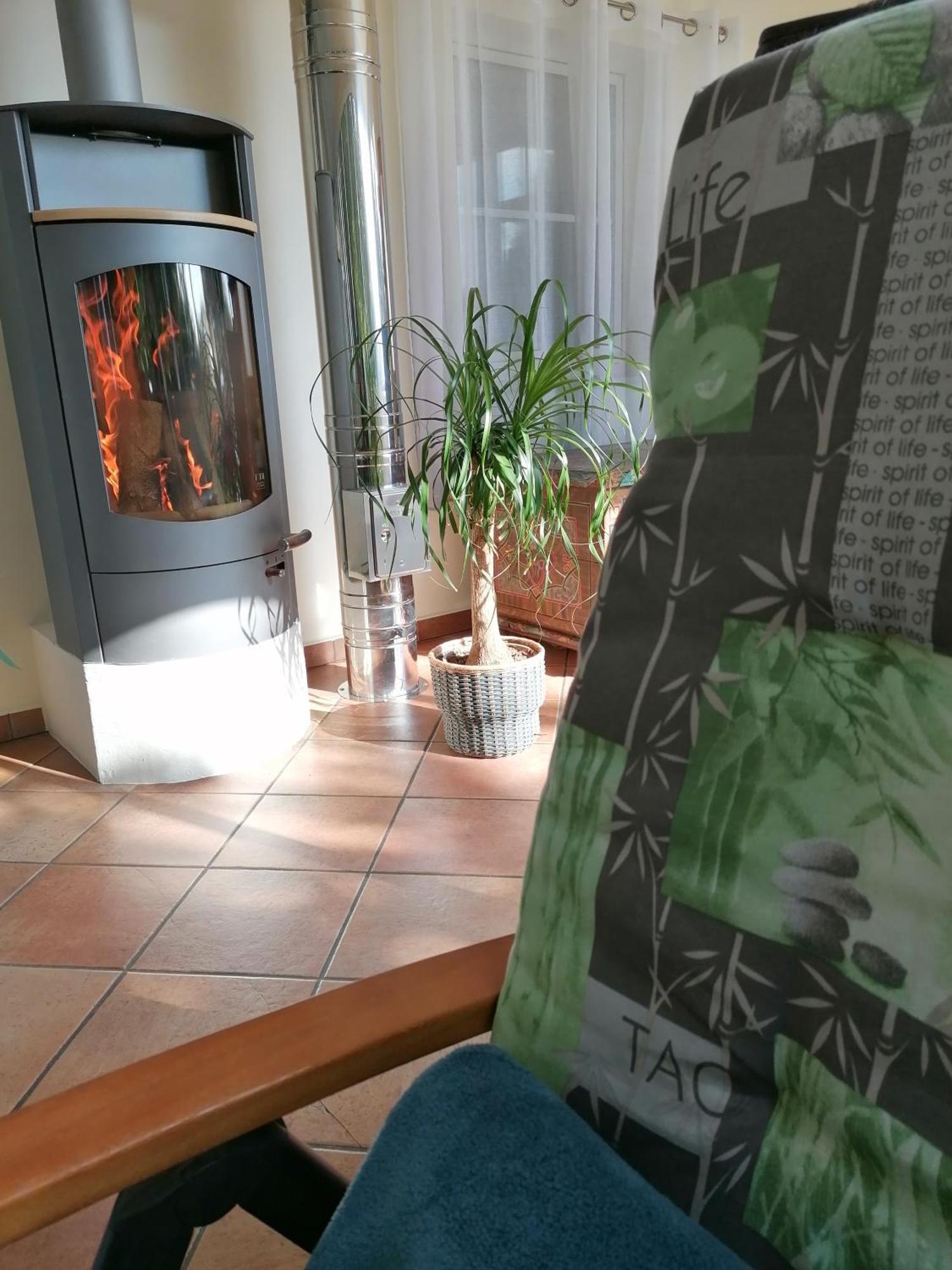 Ferienwohnung Schuhmann Mit Wintergarten Und Garten Therme Aquapulco Und Ikuna Erlebnispark, Zoo Schmiding 20 Min Mit Auto Entfernt Ab 3 Naechte Buchbar Hinzenbach Екстер'єр фото